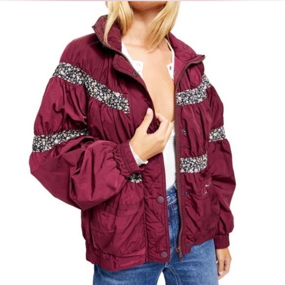 FREE PEOPLE WE THE FREE On My Mind Bomber Jacket size Small Winter Oversized